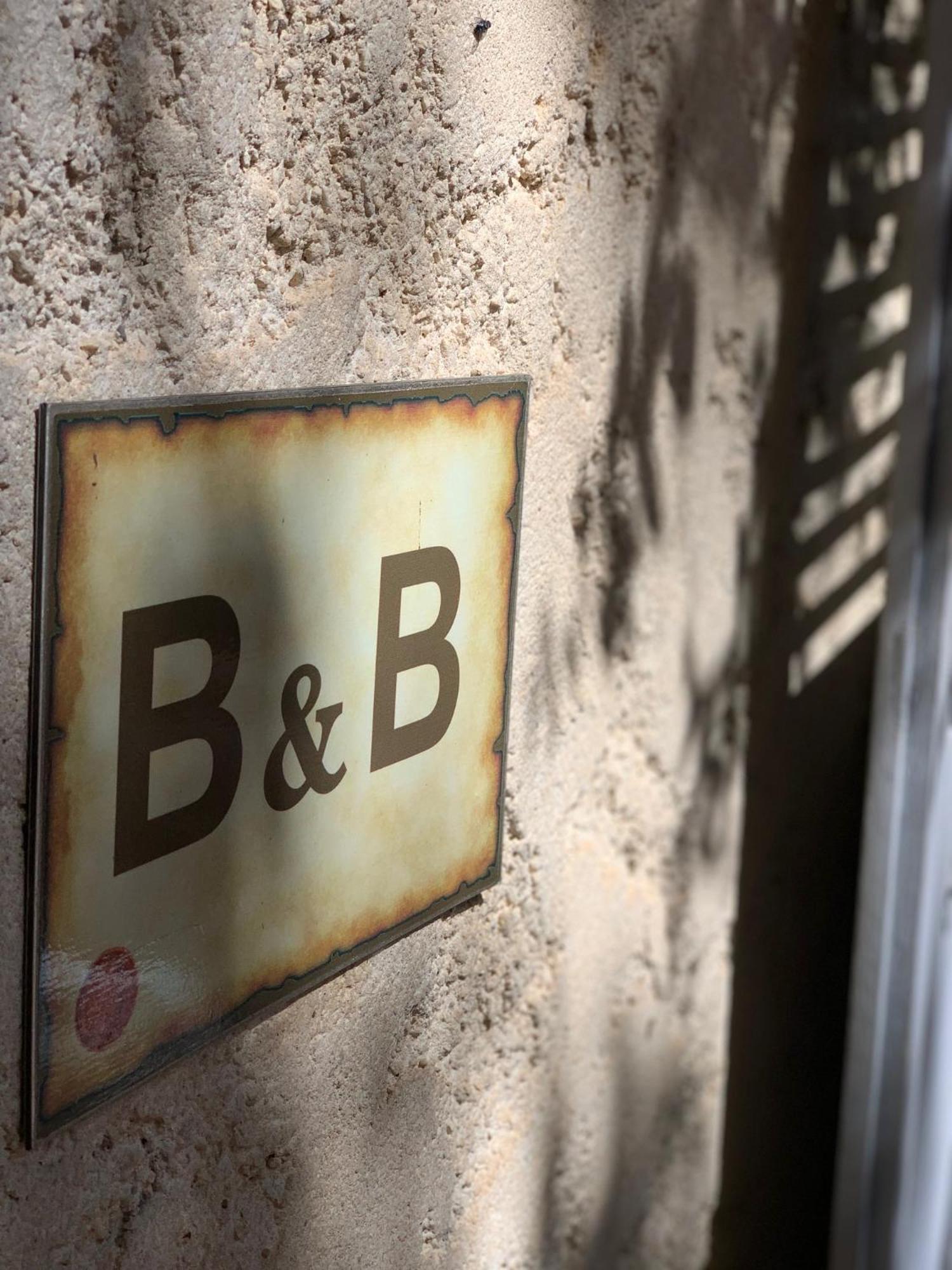 La Cle De La Porte B&B 앙티브 외부 사진